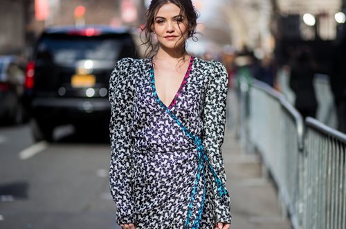 Να το φορέσει κανείς ή όχι: H μεγαλύτερη διαφωνία στον κόσμο της μόδας γίνεται γι'αυτό το παπούτσι