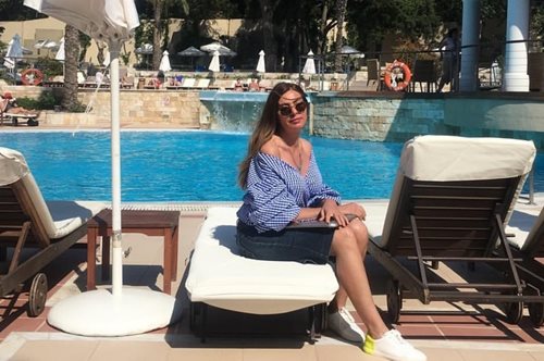 Δουλεύοντας σε 5άστερο. Η παράξενη γοητεία της εργασίας στον τομέα του τουρισμού