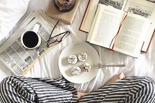 Ο κανόνας του ενός λεπτού που, αν εφαρμόσεις κάθε πρωί, θα ξεκινάς τη μέρα σου χαρούμενη