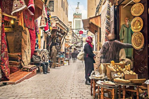 Στην πόλη όπου το σεξ είναι εμμονή αλλά κανείς δε μιλάει δημόσια για αυτό