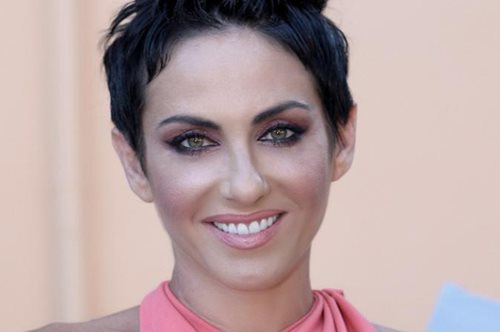 Στα πάρτι για εργένηδες της Ειρήνης Χειρδάρη το φλερτ έχει τον πρώτο λόγο