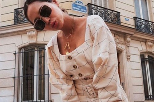 Αν δεν έχεις ήδη τσάντα σε αυτό το χρώμα, αγνοείς μία από τις πιο chic φετινές τάσεις