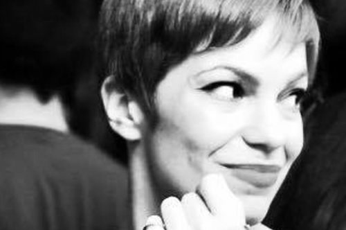 Η δημοσιογράφος Υβόννη Κλάπα θα ήθελε να διαβάζει τις σκέψεις των ανθρώπων