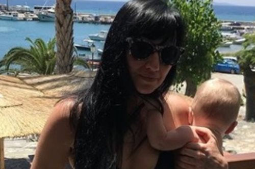 Αθηναΐς Νέγκα: Η αρετουσάριστη φωτογραφία με μαγιό και το πικάντικο χιούμορ της παρουσιάστριας