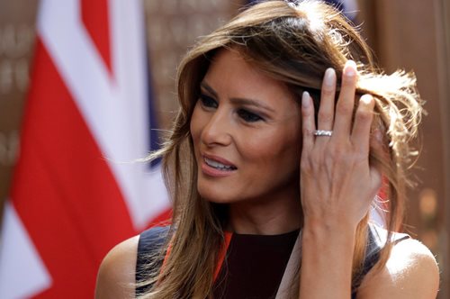 Αλήθεια ή ψέμα: Είναι αυτό το πρώτο αγόρι της Μελάνια Τραμπ;