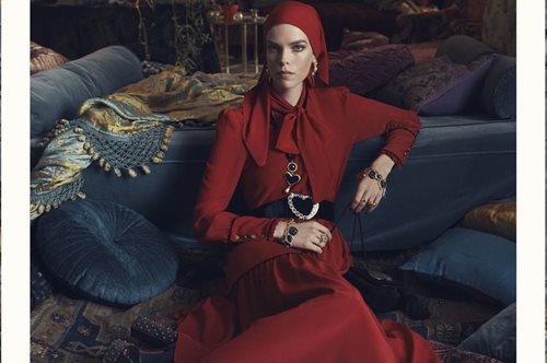 Η νέα καμπάνια του Zara έρχεται με φόρα από τα 70s και είναι ό,τι πιο εντυπωσιακό έχουμε δει