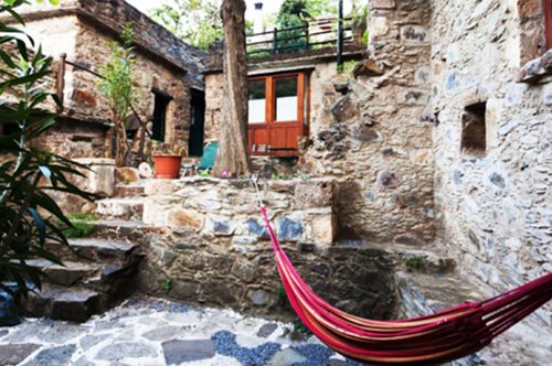 Το κρυμμένο χωριουδάκι χωρίς ρεύμα στα Χανιά ανάμεσα στα 50 πιο μαγικά μέρη του πλανήτη 