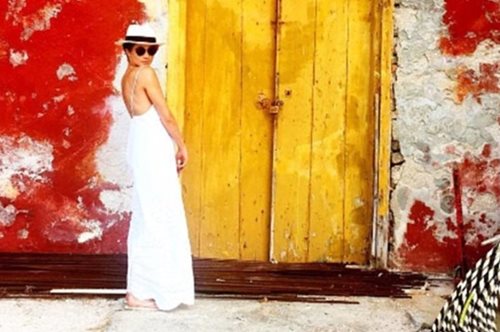 Οι φωτογραφίες της Μέγκαν Μαρκλ από την Ύδρα και η μεγάλη αγάπη της στη χωριάτικη σαλάτα