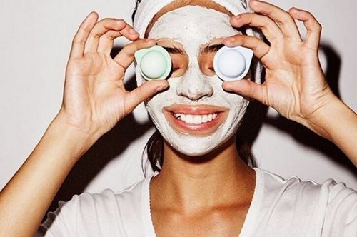 Αποκλείεται: Αυτή η νέα beauty τάση είναι ο,τι πιο παράξενο έχουμε ακούσει