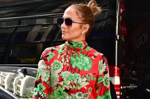 Κι όμως: Βρέθηκε το ρούχο που δεν κολακεύει τη Τζένιφερ Λόπεζ