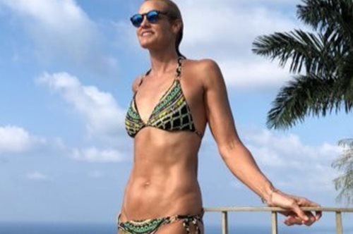 Μια 50χρονη Ολυμπιακή αθλήτρια σου δείχνει την 6λεπτη άσκηση για επίπεδη κοιλιά