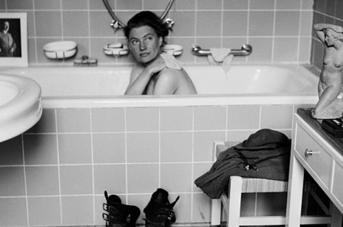 H Lee Miller, οι σουρεαλιστές, ο πόλεμος και η Rolleiflex της