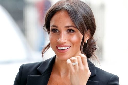 Όψη υγείας: Η Μέγκαν Μαρκλ χρησιμοποιεί αυτό το προϊόν των 8 ευρώ για φυσική λάμψη