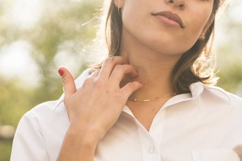 Νόσος Graves: Συμπτώματα, αιτίες και θεραπεία. Το αυτοάνοσο που σχετίζεται με τον θυροειδή 