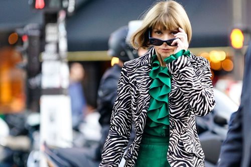 Η Anna Wintour αποκαλύπτει το τρεντ που είναι εντελώς ξεπερασμένο για το 2019