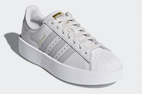 Θες να ξαναδείς την πλαστική μύτη των Adidas Superstar σου λευκή, σαν καινούργια;