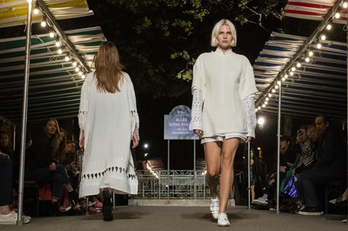 Το Παρίσι έχει για πρώτη φορά δρόμο με το όνομα Γαλλίδας, «επαναστάτριας» σχεδιάστριας 