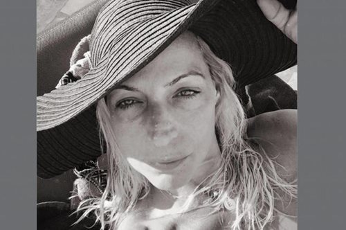 Έφυγε από τη ζωή ξαφνικά, στα 45 της, η παραγωγός του Epsilon Έφη Τσιτούμη