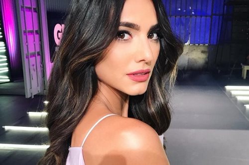 Η Ηλιάνα Παπαγεωργίου εμφανίζει τη μητέρα της, η οποία μοιάζει με αδερφή της