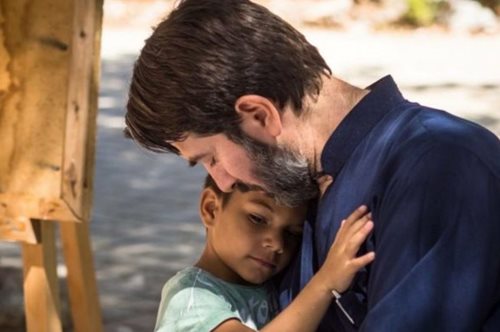 Ο πατέρας Αντώνιος με την «Κιβωτό του» βραβεύεται ως ο καλύτερος Ευρωπαίος πολίτης για το 2018