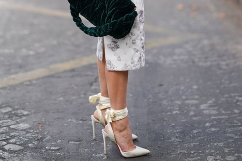 Τι θα συμβεί στο σώμα σου, εάν σταματήσεις να φοράς ψηλοτάκουνα