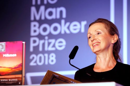 «Milkman»: Όσα πρέπει να γνωρίζεις για το μυθιστόρημα που κέρδισε το βραβείο Booker