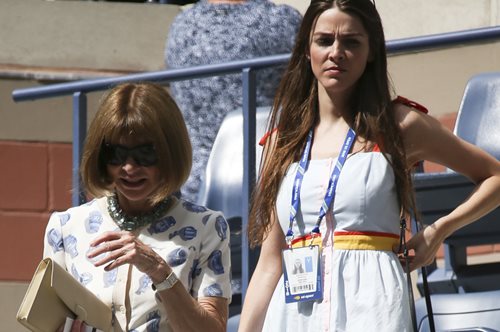 Ο υπέροχος λόγος που η Άννα Γουίντουρ και η κόρης της Μπι σετάρουν τις κοινές εμφανίσεις τους  