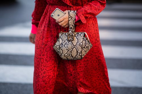 Αυτό το λεοπάρ φόρεμα έγινε το Νο1 best seller αντικείμενο μόδας της χρονιάς 