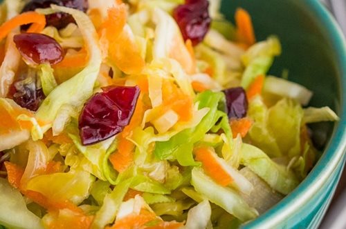 Η πολίτικη σαλάτα αδυνατίζει, έχει αντικαρκινικές ιδιότητες και βοηθάει την καρδιά 