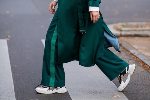 Tα πιο διάσημα αλλά μυστηριώδη sneakers των 90s επιστρέφουν 