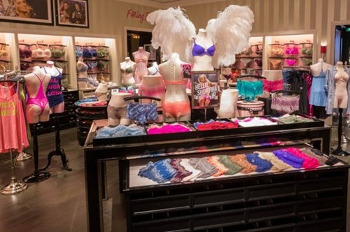 Το μυστήριο γύρω από τις καθημερινές κλοπές στα καταστήματα εσωρούχων της Victoria's Secret