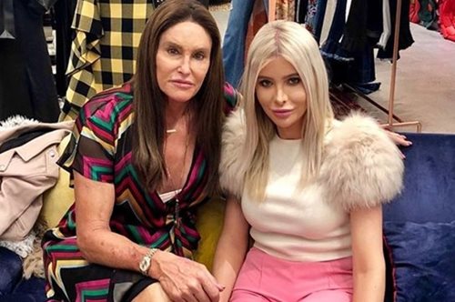 «Είμαστε αδερφές ψυχές»: Η 22χρονη σύντροφος της Κειτλίν Τζένερ σπάει για πρώτη φορά τη σιωπή της