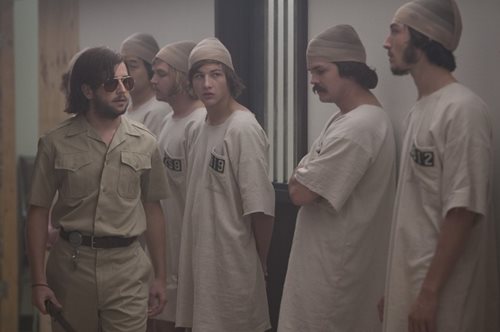 Όλοι μπορούμε να γίνουμε «καθίκια»: Το ψυχολογικό πείραμα του Στάνφορντ που έμεινε στην ιστορία