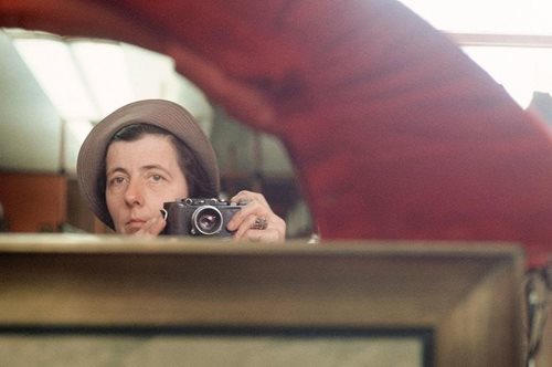 «Είμαι κάποιου είδους κατάσκοπος»: Το μυστικό της φωτογράφου-γκουβερνάντας Vivian Maier 