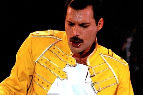 Η άγνωστη ιστορία του συντρόφου του Φρέντι Μέρκιουρι και οι σπάνιες φωτό των τελευταίων χρόνων του 