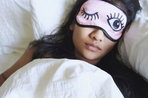 Αποφάσισα να κοιμάμαι 4 ώρες τη μέρα για μία εβδομάδα. Να τι άλλαξε στην καθημερινότητά μου.