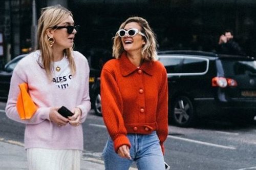 Το νέο τρεντ στα τζιν δίνει την εντύπωση ότι φόρεσες ανάποδα το παντελόνι σου και βγήκες