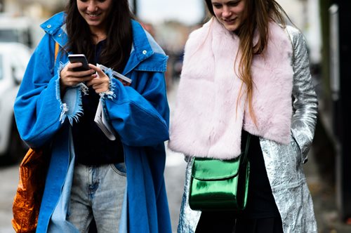 Αντικρουόμενες απόψεις: Μάλλον αυτά τα flat παπούτσια δεν τα έχεις στη ντουλάπα σου ακόμα