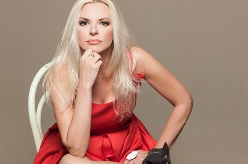 Η Αννίτα Πάνια αρνήθηκε να μεταδώσει την κηδεία του Παντελίδη