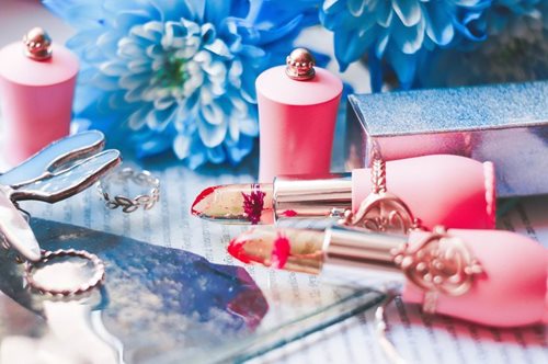 Black Friday: Τώρα μπορείς να μοσχομυρίζεις. Αγόρασε τα αρώματα-φετίχ σε τιμή-έκπληξη