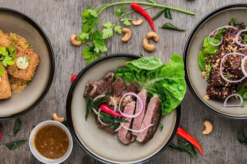 Πώς μπορείς να μαγειρέψεις ένα γεύμα τριών πιάτων χρησιμοποιώντας μόνο μία καφετιέρα