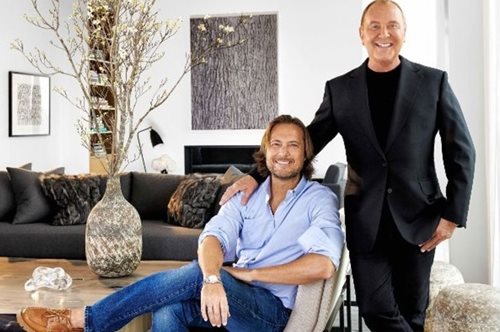 Μέσα στο διαμέρισμα ενός γκουρού της μόδας. Ο Michael Kors σχεδίαζε ρούχα από τα πέντε του