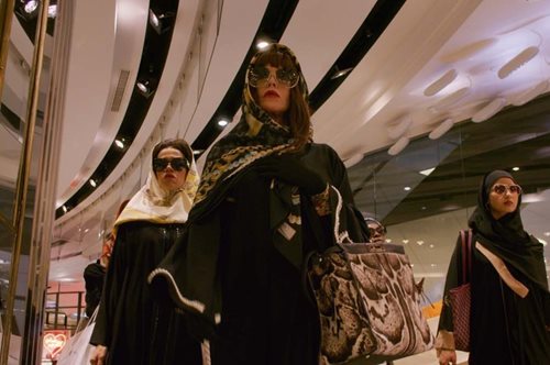 Ο λόγος που αυτή η νέα ταινία είναι συνώνυμο με τη χαρά της ζωής