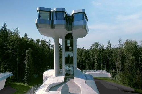 To μοναδικό σπίτι που σχεδίασε η σπουδαία Ζάχα Χαντίντ είναι έτοιμο και βρίσκεται στη Μόσχα