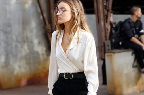 Ο μυστικός τρόπος να αφαιρέσεις το λεκέ με μέικ απ από το λευκό σου πουκάμισο