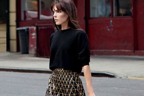  Ταιριάζει ακόμα και στις κοκκινομάλλες: Η απόχρωση που δεν πρέπει να λείπει από τα party look σου