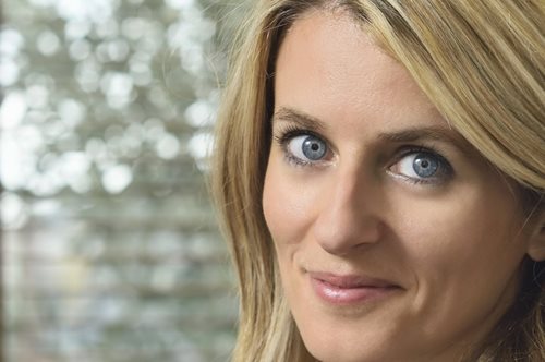 Η Ελένη Ανδρεάδη θέλει να καλέσει στα γενέθλιά της τον Captain Planet