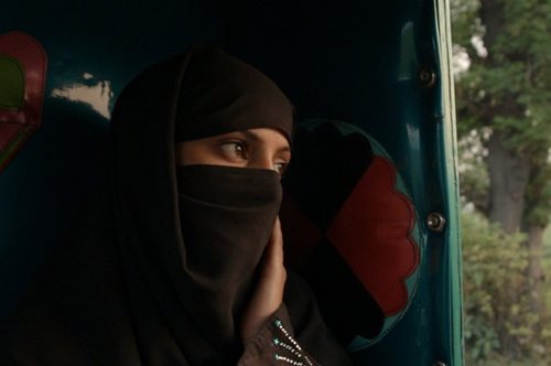 Yποψήφιο για Όσκαρ ντοκιμαντέρ αναγκάζει το Πακιστάν να καταργήσει τους «φόνους τιμής»