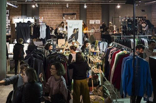 Παρεΐστικες συναναστροφές και shopping. Εκεί που η Αθήνα θα γιορτάσει την τελευταία μέρα του 2018