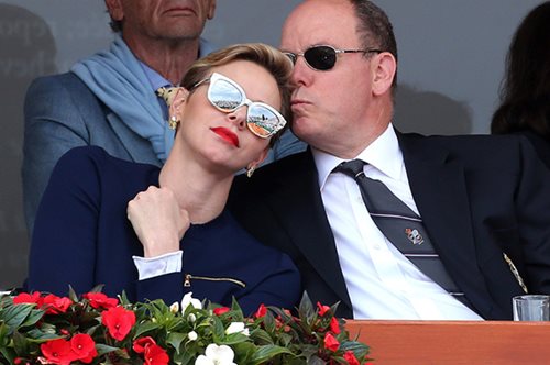 Η Κατάρα των Γκριμάλντι. Μέσα στις σκοτεινές ζωές των μελών της βασιλικής οικογένειας του Μονακό